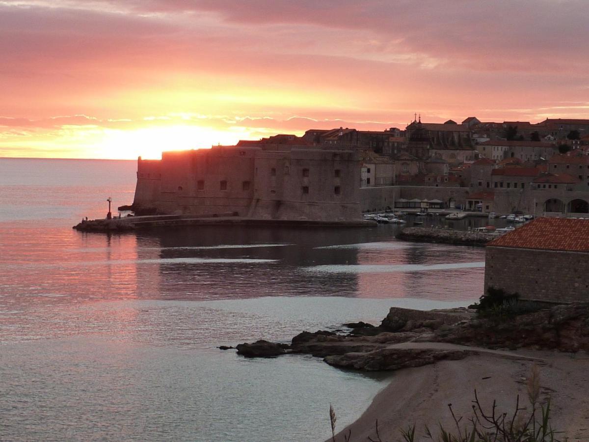 Banje Beach Oasis Apartment Dubrovnik Ngoại thất bức ảnh