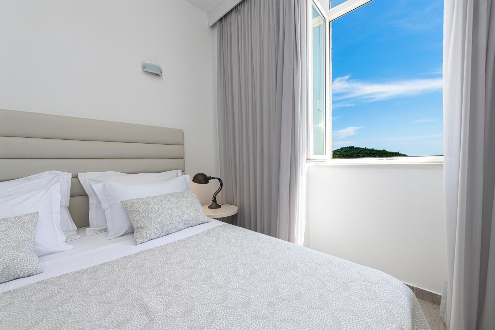 Banje Beach Oasis Apartment Dubrovnik Ngoại thất bức ảnh