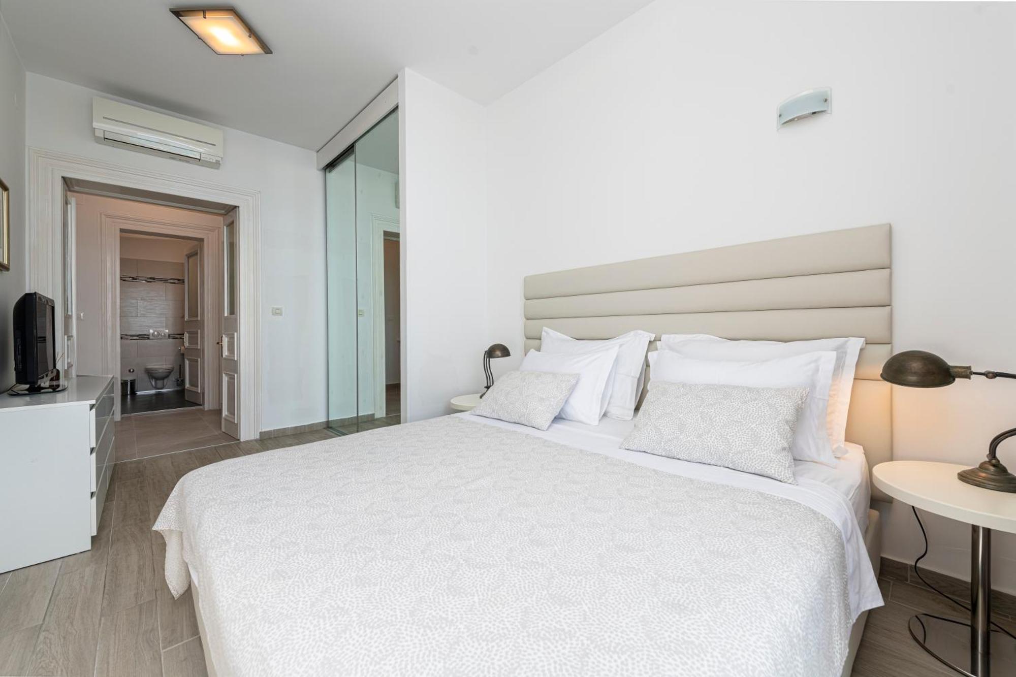 Banje Beach Oasis Apartment Dubrovnik Ngoại thất bức ảnh